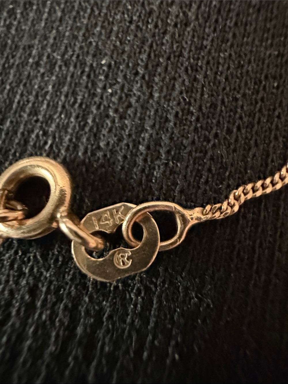 Solid 14K gold classic chain necklace, vintage, 16.5” long - Picture 5 of 7